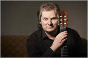 Jens Hausmann, Gitarrist Pressefoto: Dirk Schelpmeier